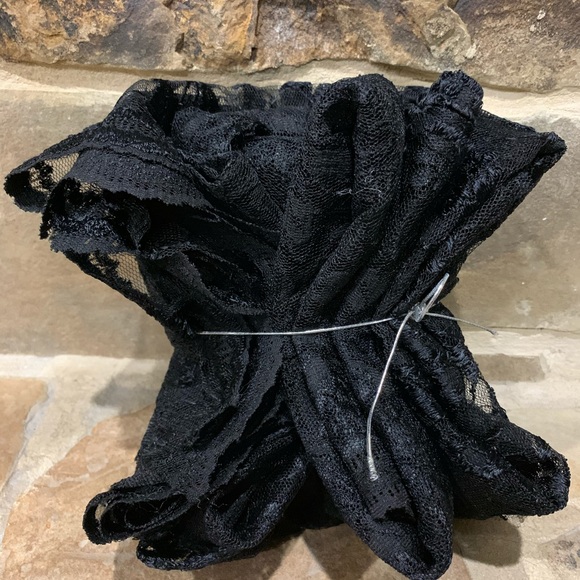 Halloween-Black lace cloth - Picture 2 of 3